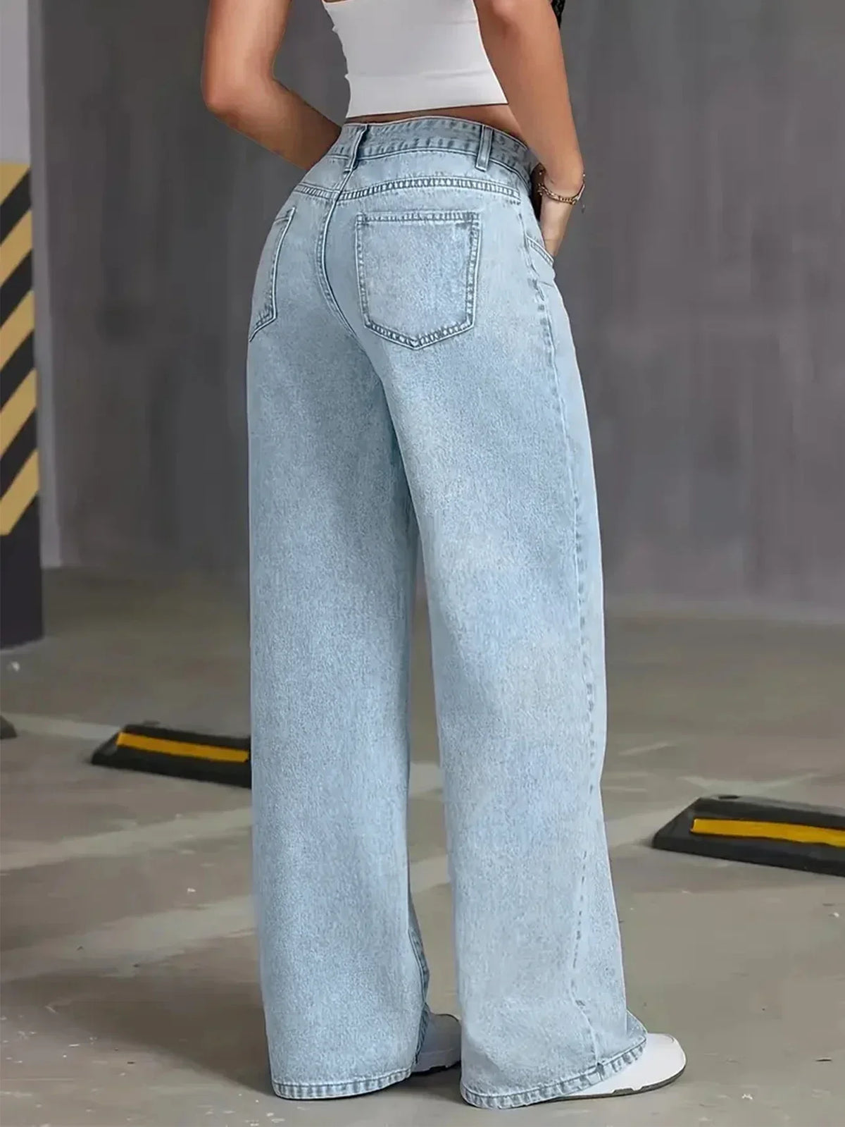 Women’s Wide Leg Jeans