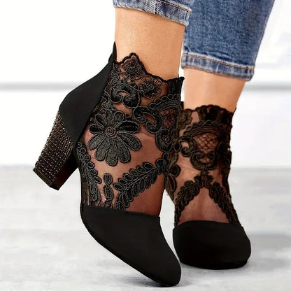 Women's Floral Lace Cushioned Heels