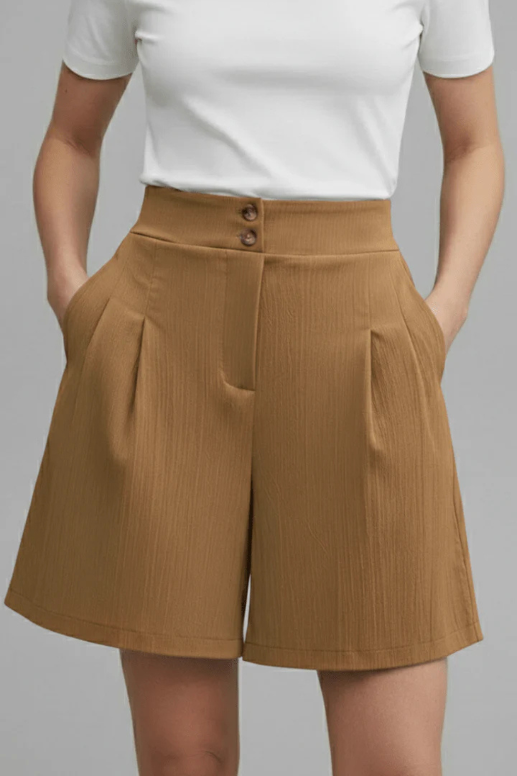 Women's Pleated High-Waist Shorts