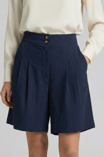 Women's Pleated Tailored Bermuda Shorts