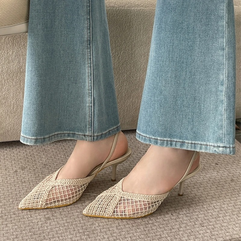 Women's Textured Pointed Toe Slingbacks