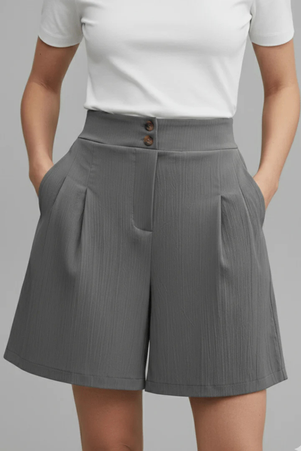 Women's Pleated High-Waist Shorts