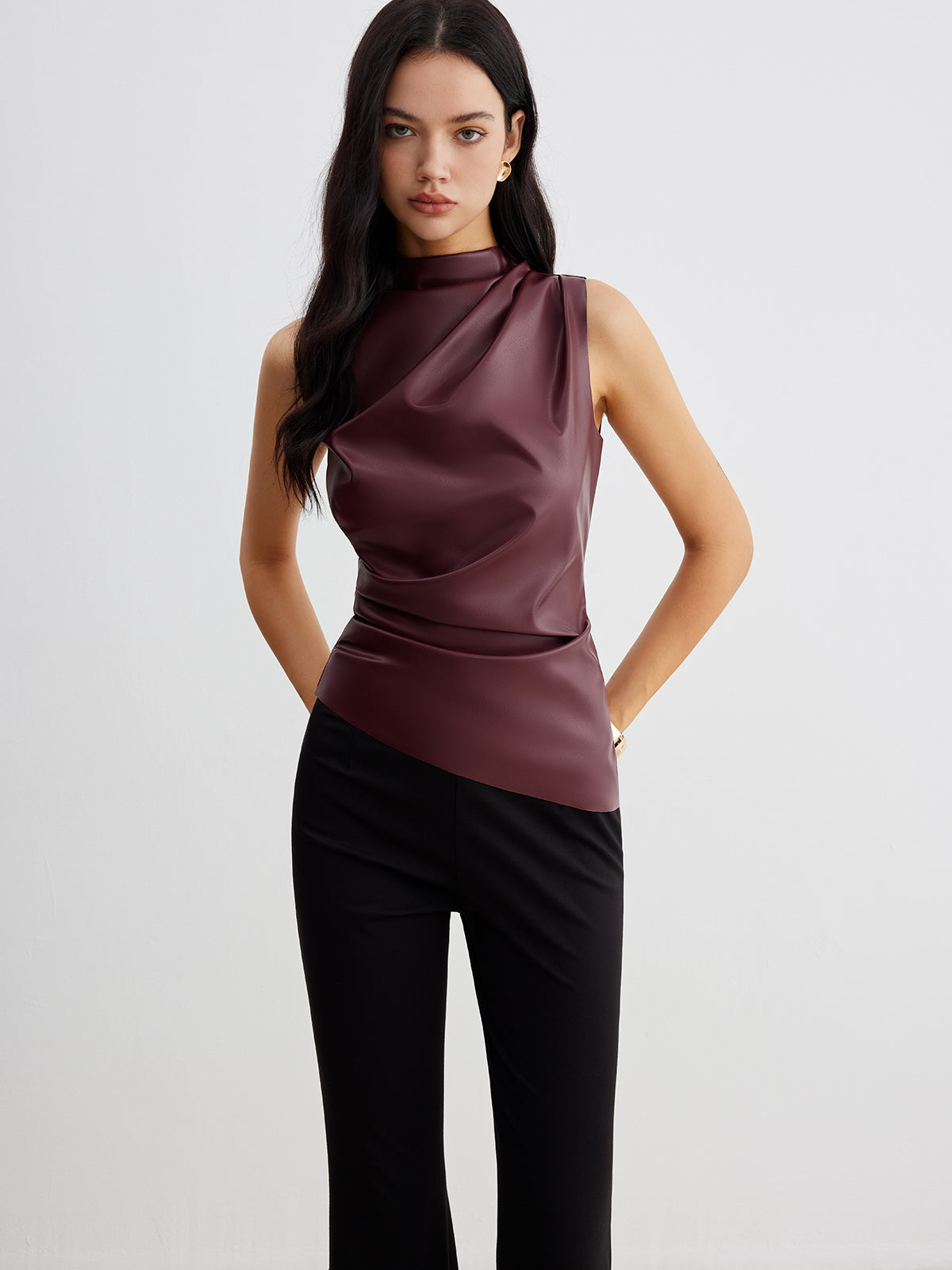 Women’s Sleeveless High Neck Top