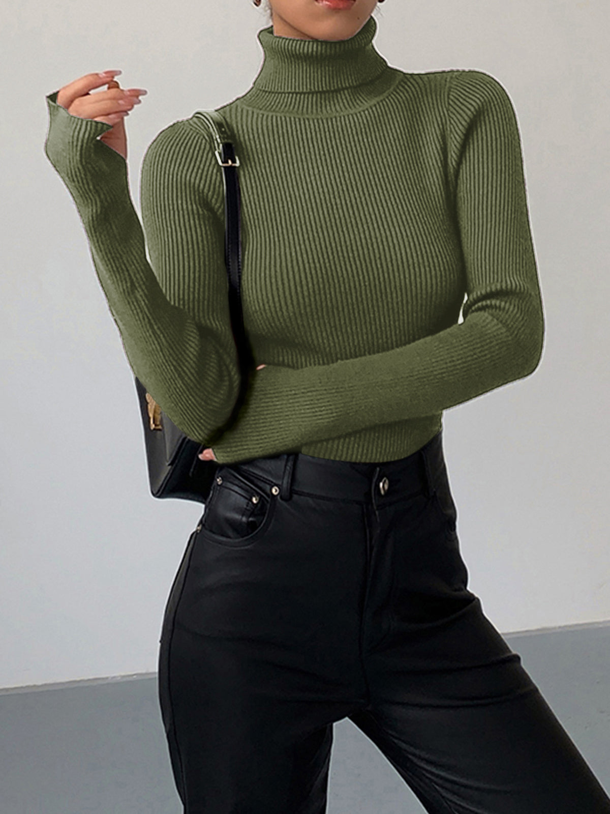 Women’s Minimalist Slim Turtleneck Top