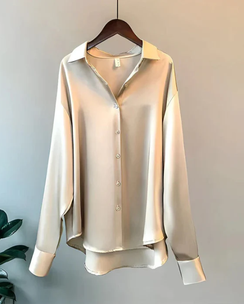 Women’s Classic Button Down Blouse
