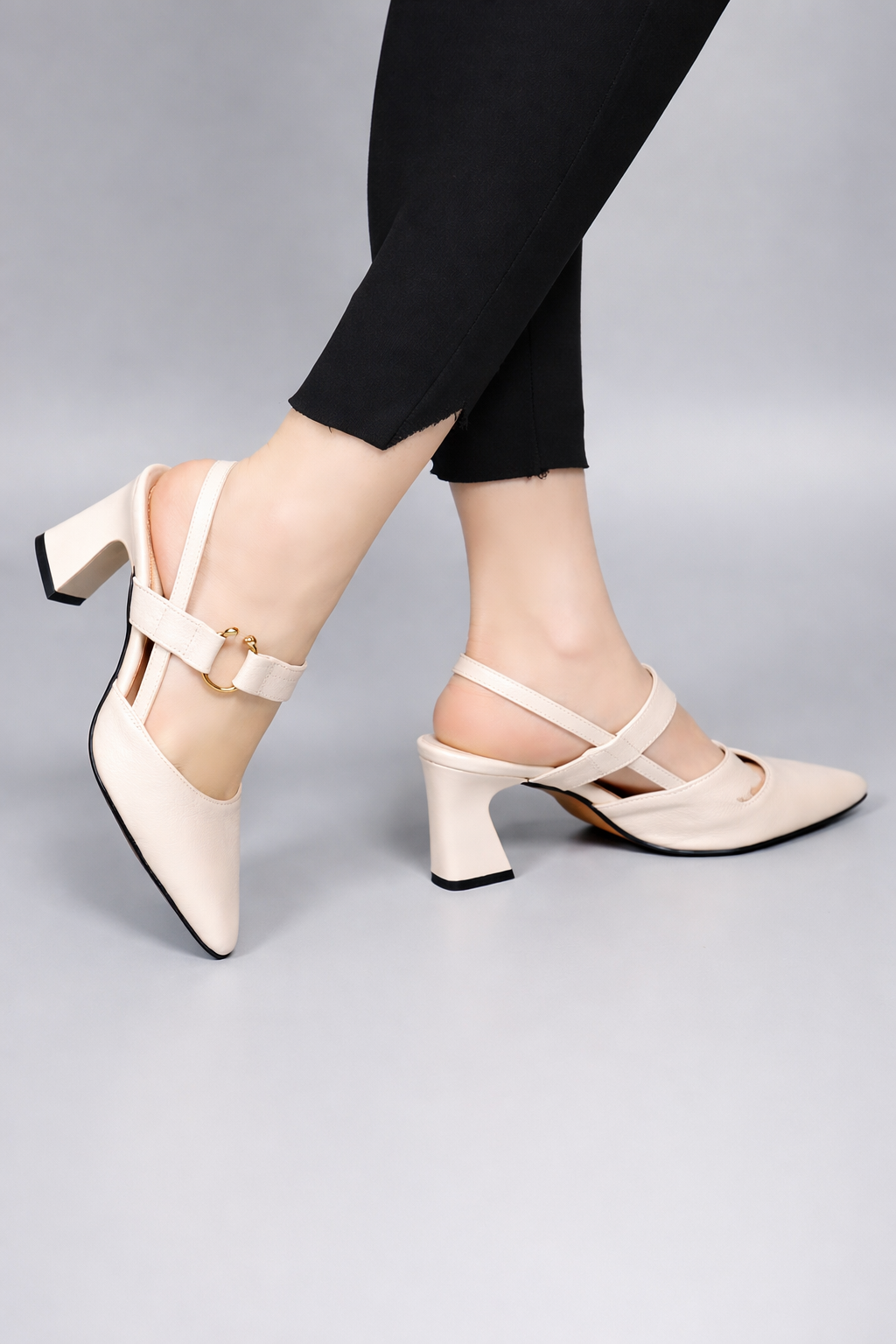 Women's Square Toe Slingback Heels