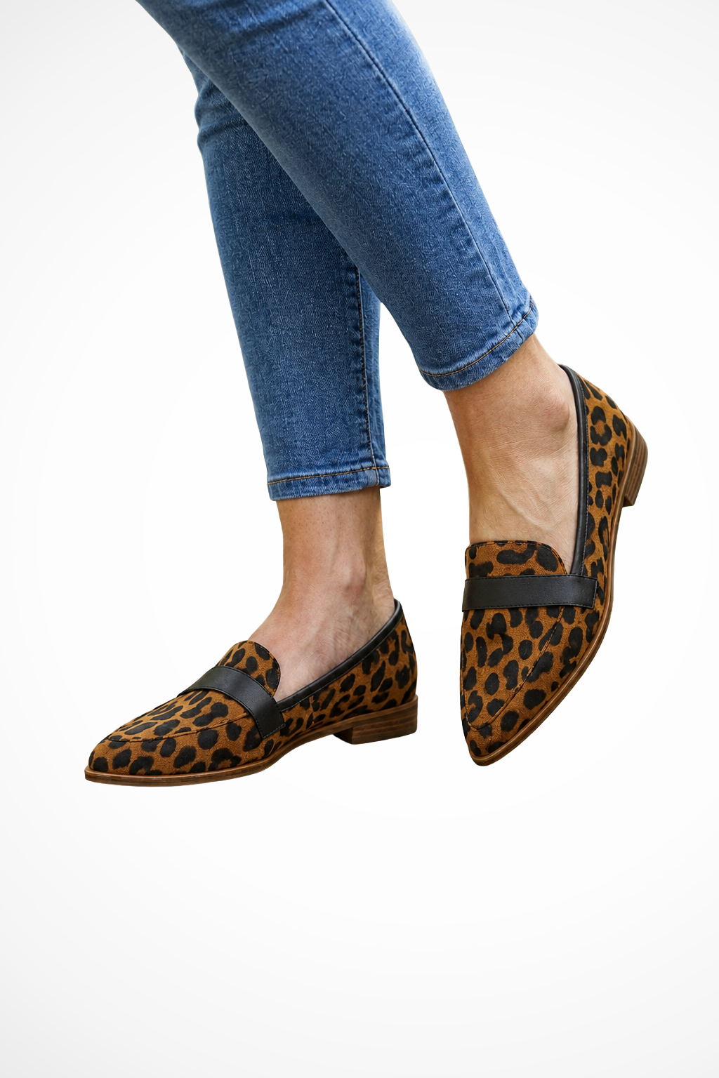 Women's Pointed Toe Suede Loafers