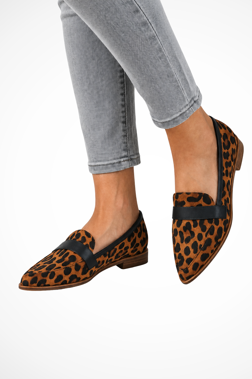 Women's Pointed Toe Suede Loafers