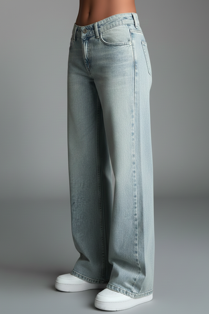 Women’s Low Waist Straight Jeans