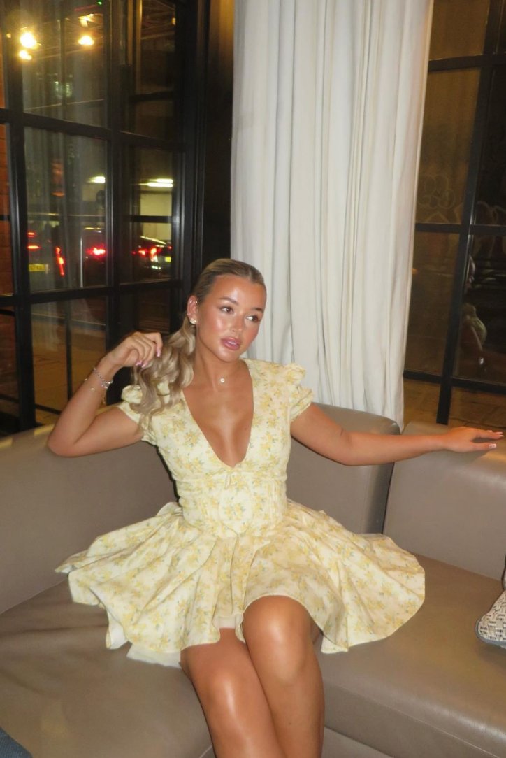 Women's Floral Puff Mini Dress