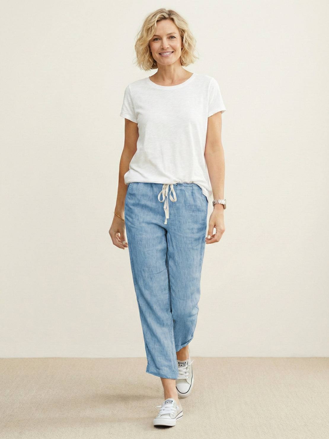 Women's Slim Fit Drawstring Trousers
