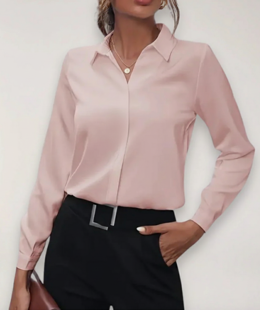 Women’s Tailored Button Up Blouse