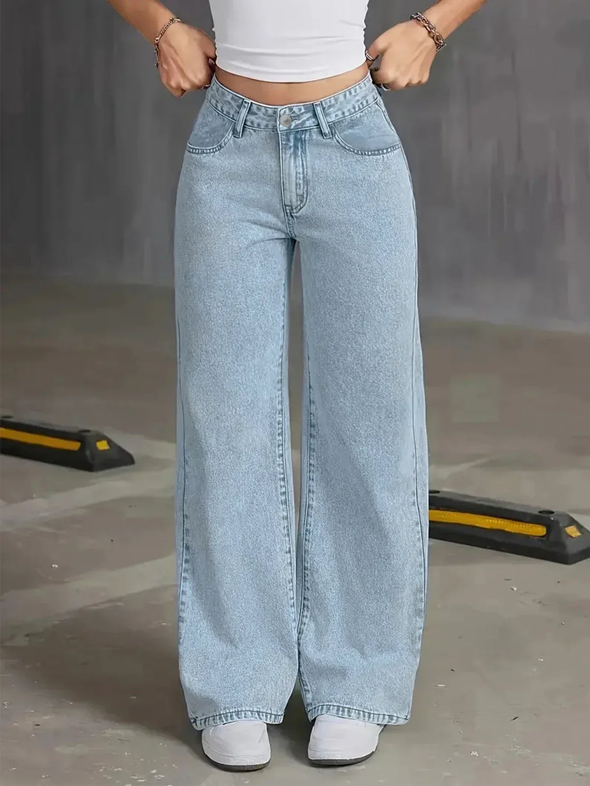 Women’s Wide Leg Jeans