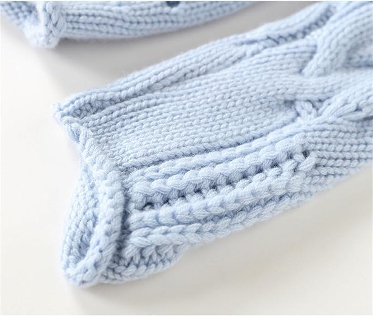 Women's Cable Knit Jumper